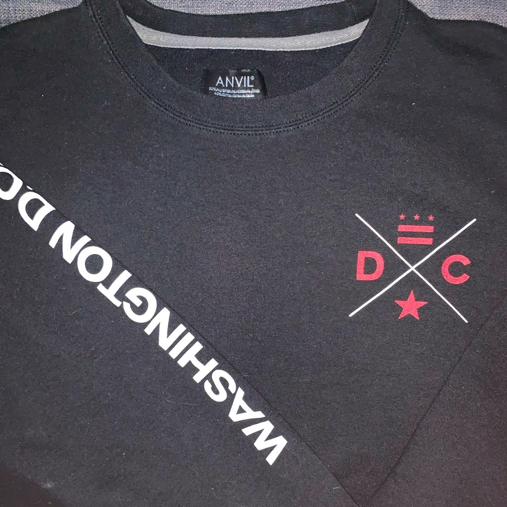 Washington D.C. Graphic T-shirt | Black | Long Sleeve | XL
